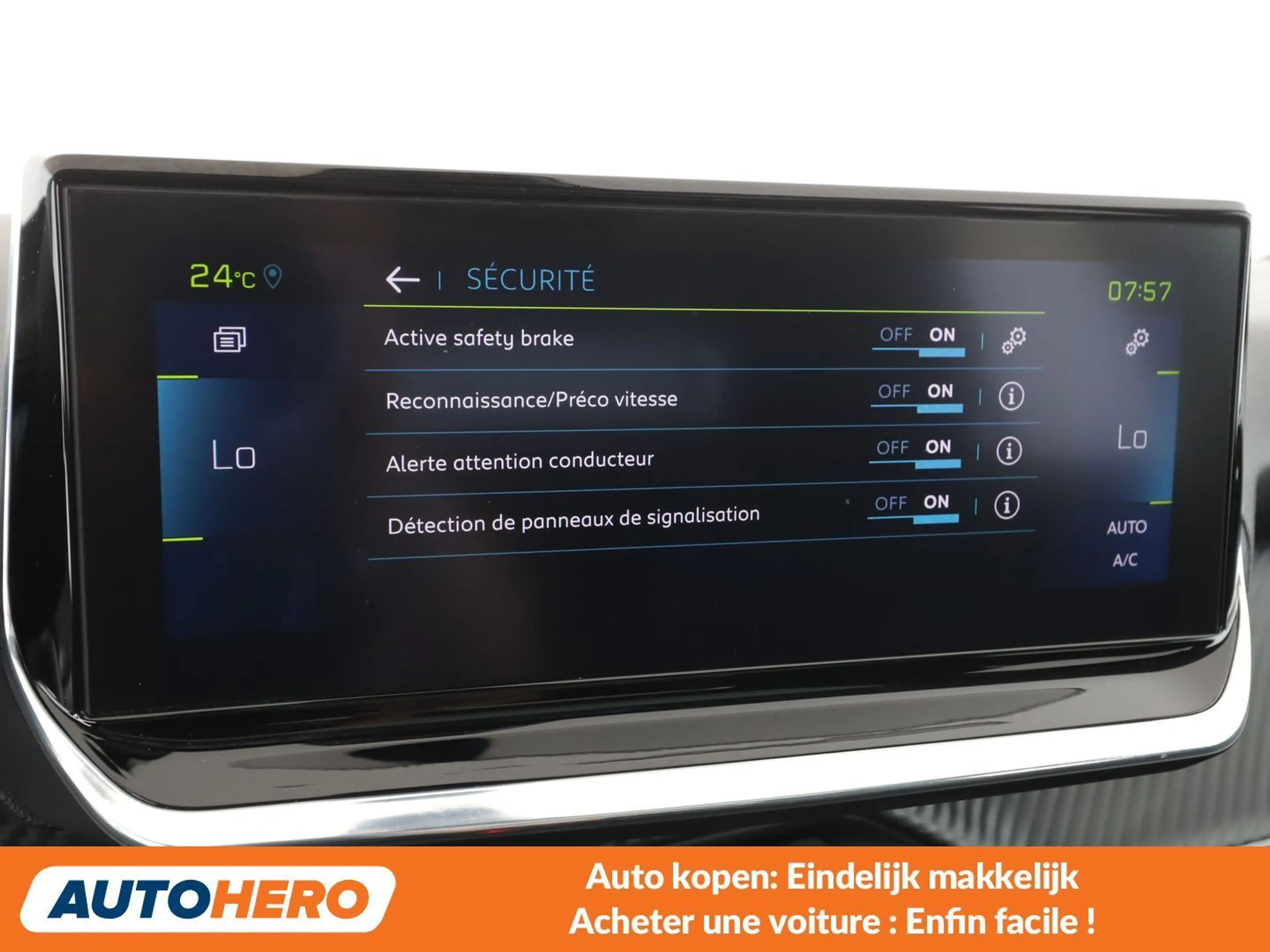 Peugeot e-208 electric drive 100 kW e Active — photo 15