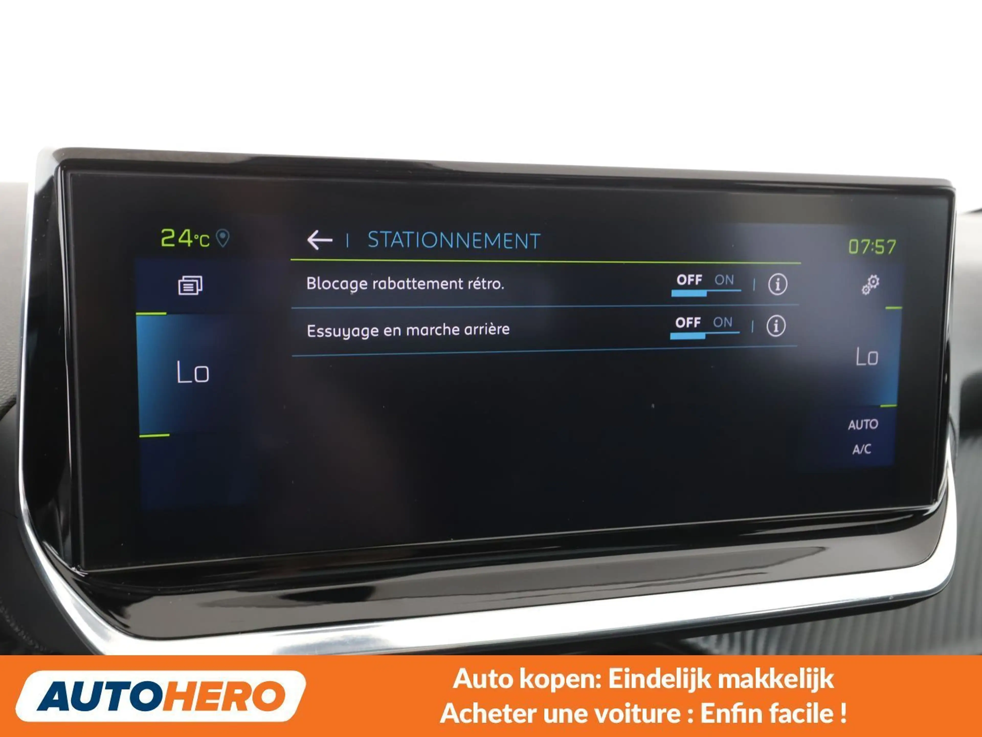 Peugeot e-208 electric drive 100 kW e Active — photo 14