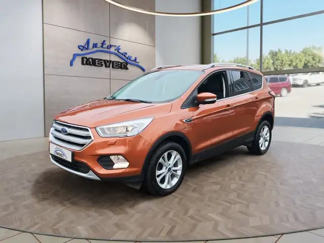 Ford Kuga Titanium 1,5 176PS 4x4 Aut. 8*Alu/Navi/Winterp.
