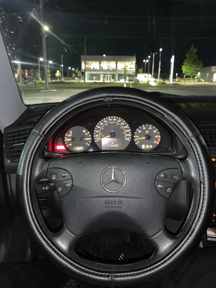 Mercedes-Benz CLK снимка Mercedes-Benz CLK