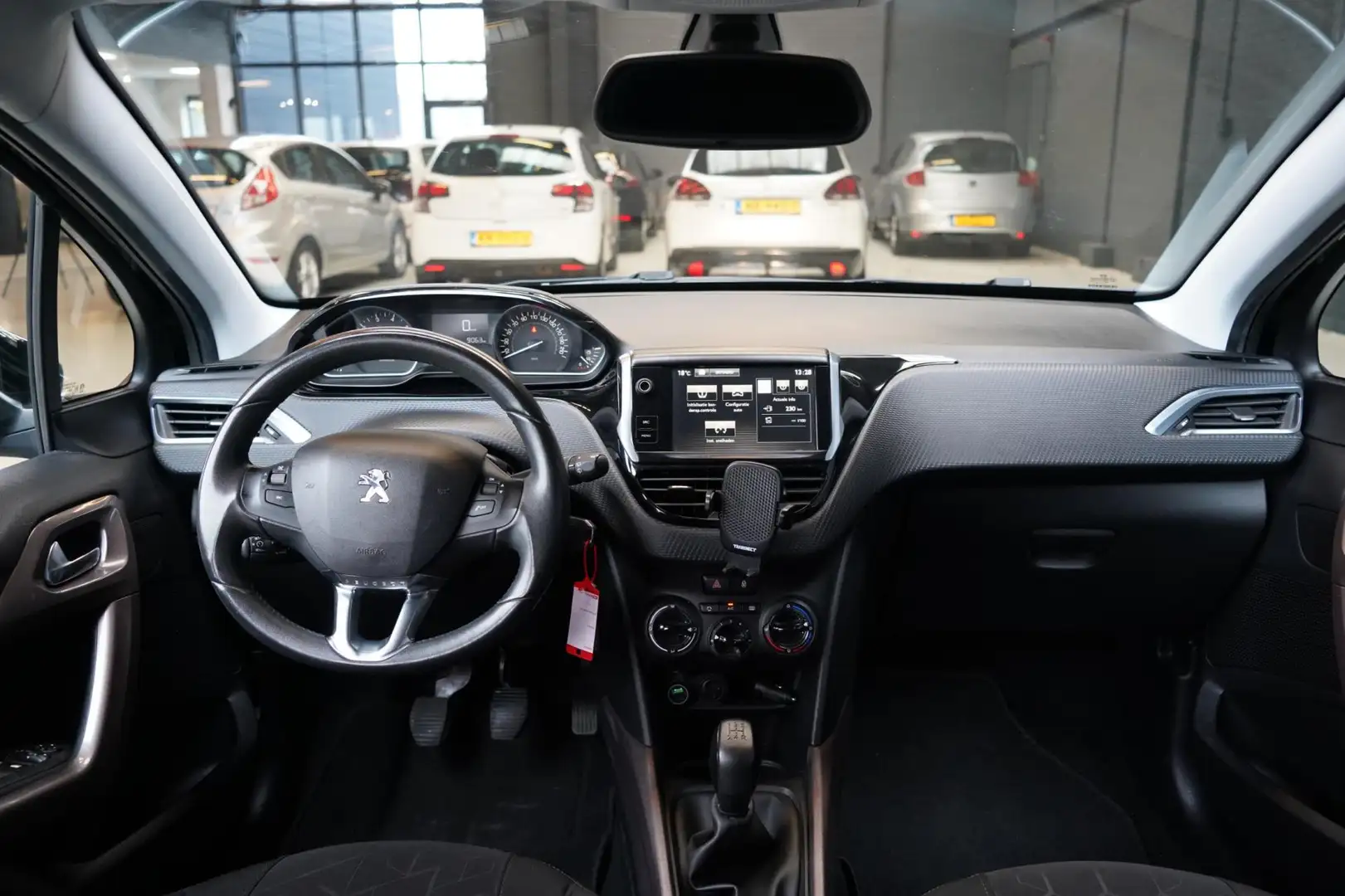 Peugeot 2008 1.2 PureTech Allure |CRUISE | AIRCO | STOELVERW. | Noir - 2