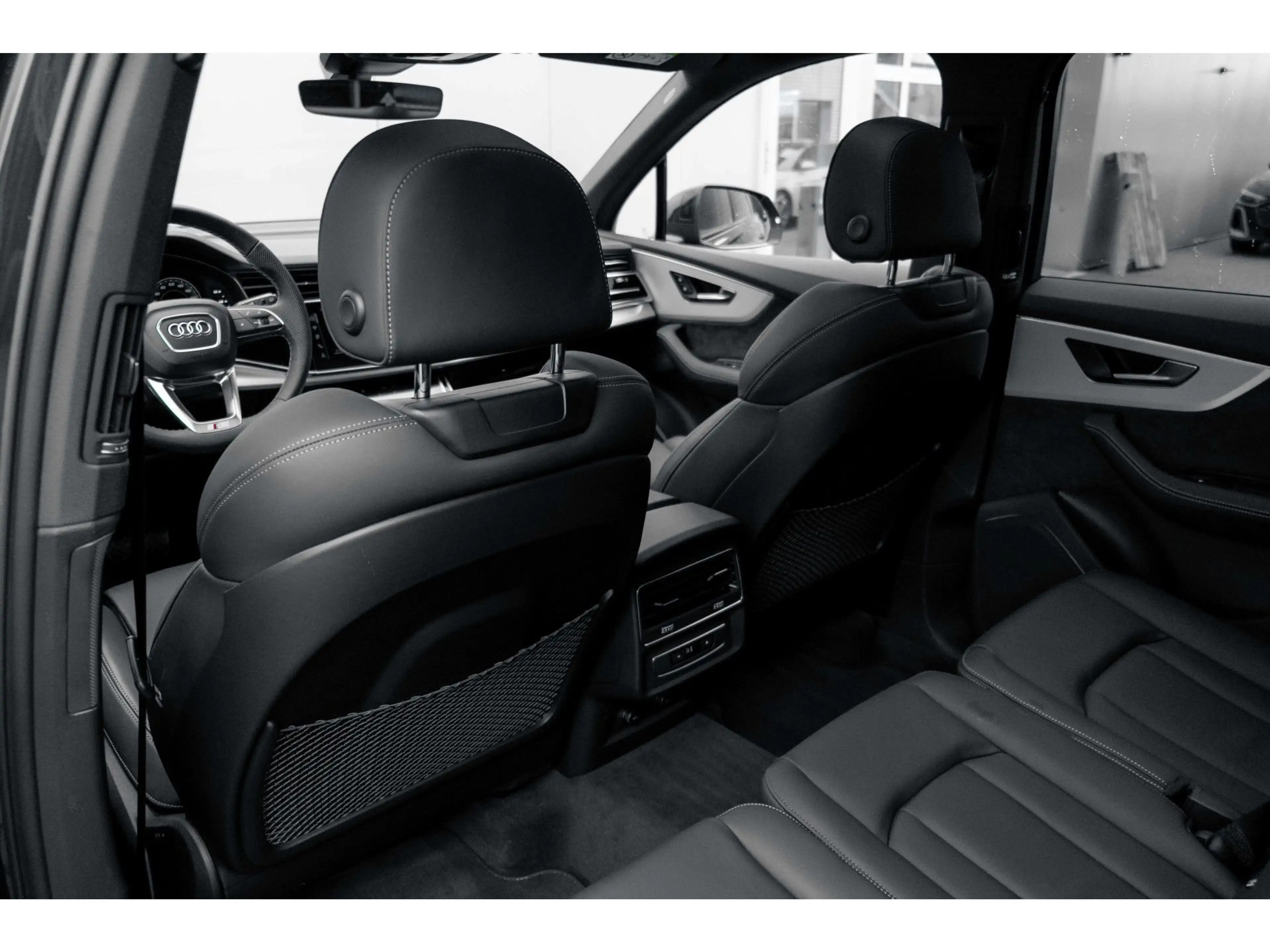 Audi Q7 55 TFSI e quattro Pro Line S | Apple Carplay/Andro — photo 46