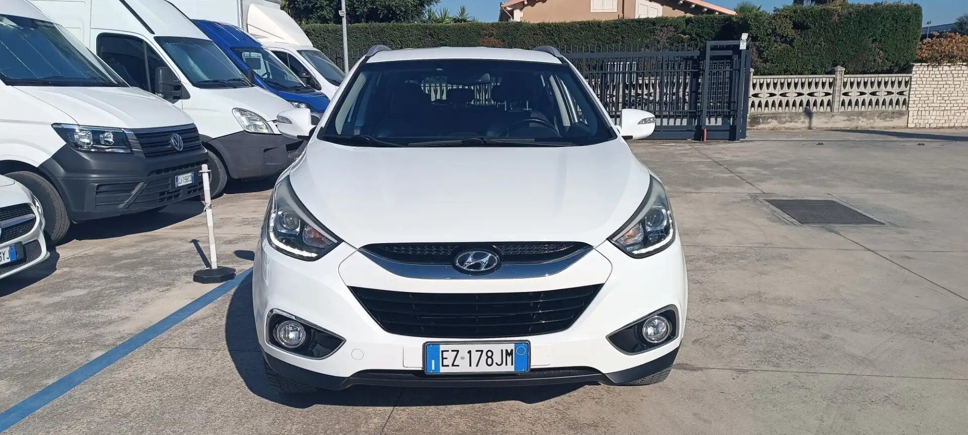 Hyundai iX35 1.7 CRDi 2WD Xpossible Bianco - 2