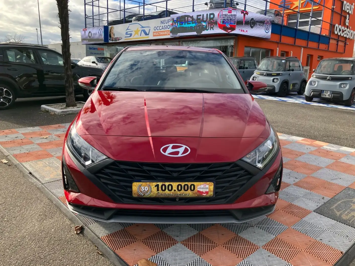 Hyundai i20 1.2 MPI 85 PACK CLIM JA 16\u0026amp;quot; Ecran Caméra Rouge - 1