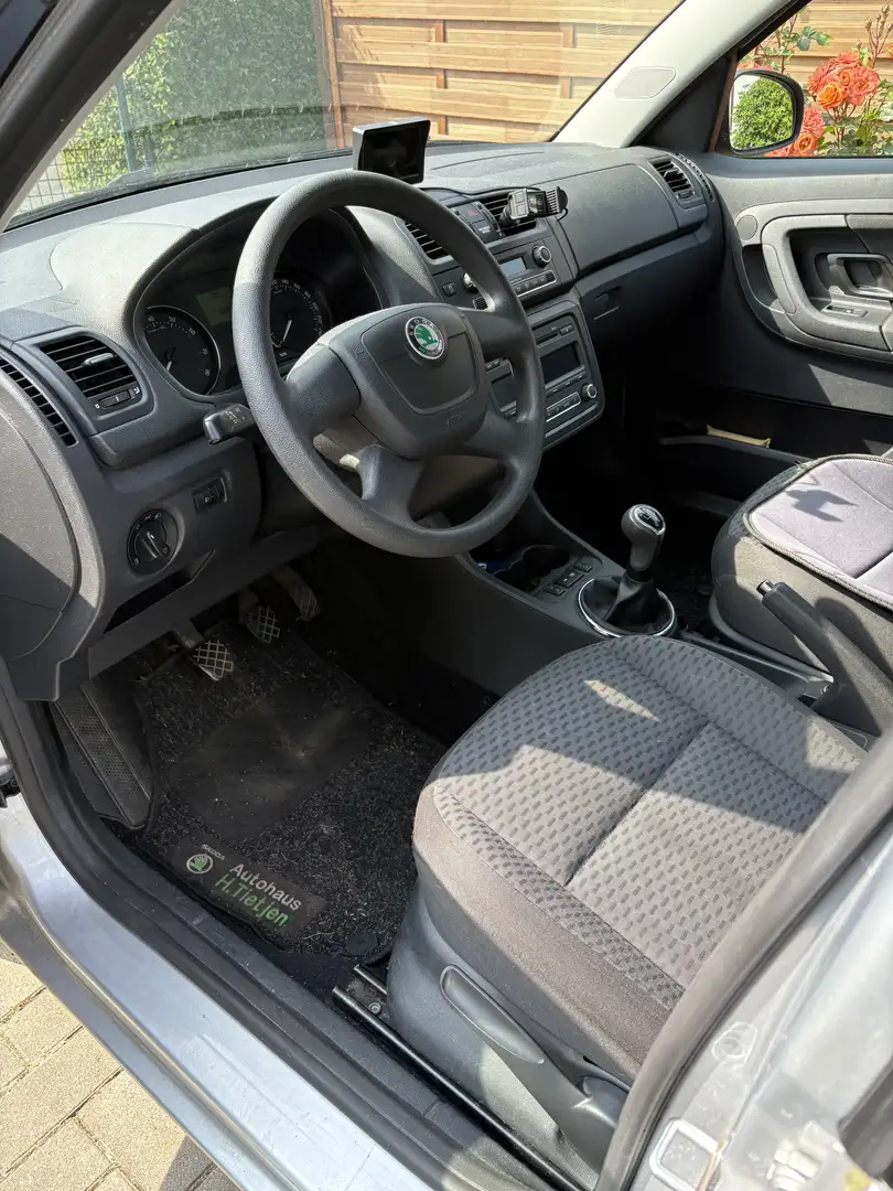 Skoda Roomster 1.2 12V HTP - 2