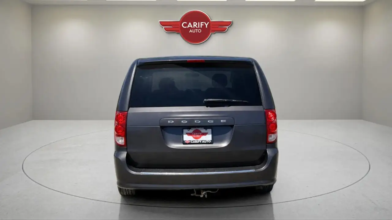Dodge Grand Caravan снимка Dodge Grand Caravan