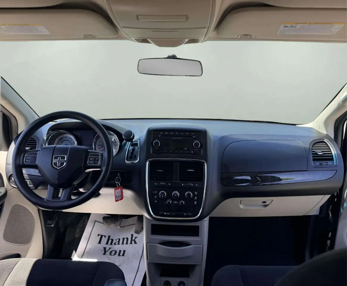 Dodge Grand Caravan снимка Dodge Grand Caravan