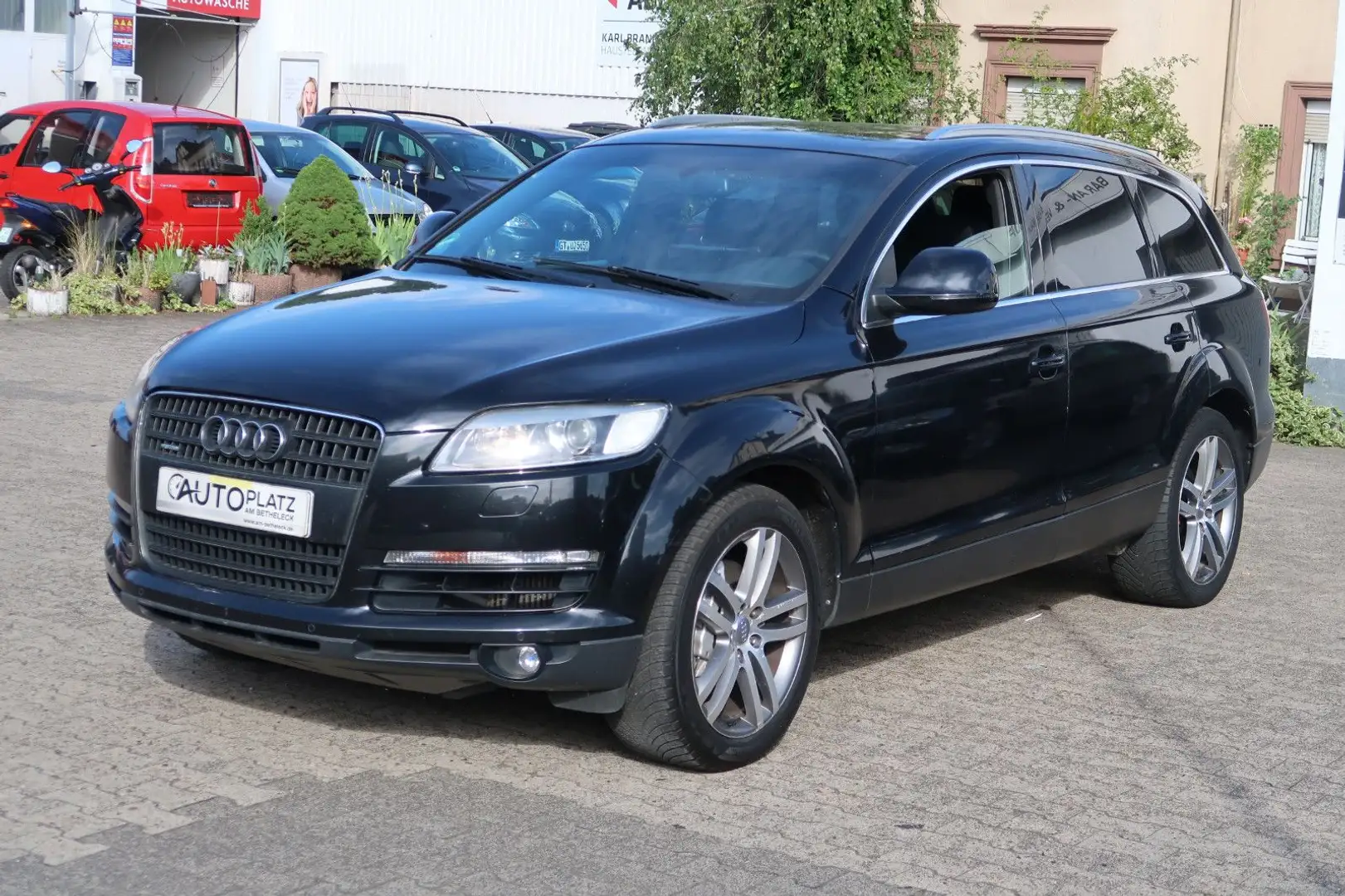 Audi Q7 3.0 TDI quattro *7-SITZER *PANORAMA *LEDER Schwarz - 2