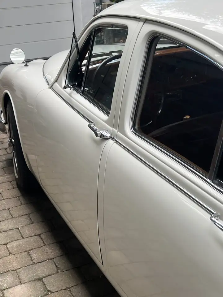 Jaguar MK 1 Saloon 3.4 LHD – Baujahr 1959 – Classi, foto 3