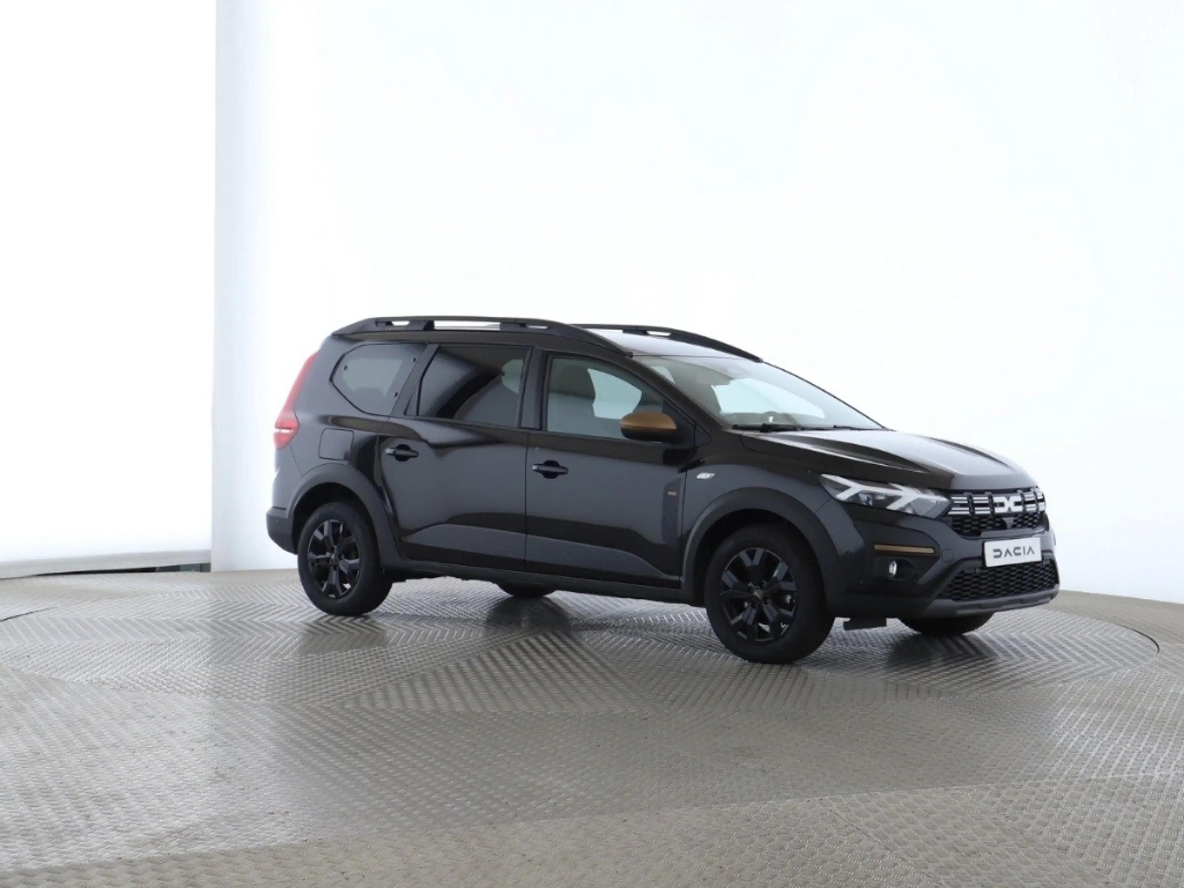 Dacia Jogger EXTREME TCe 110 RENEW Extreme 7-SITZER+NAVI+LED — photo 8