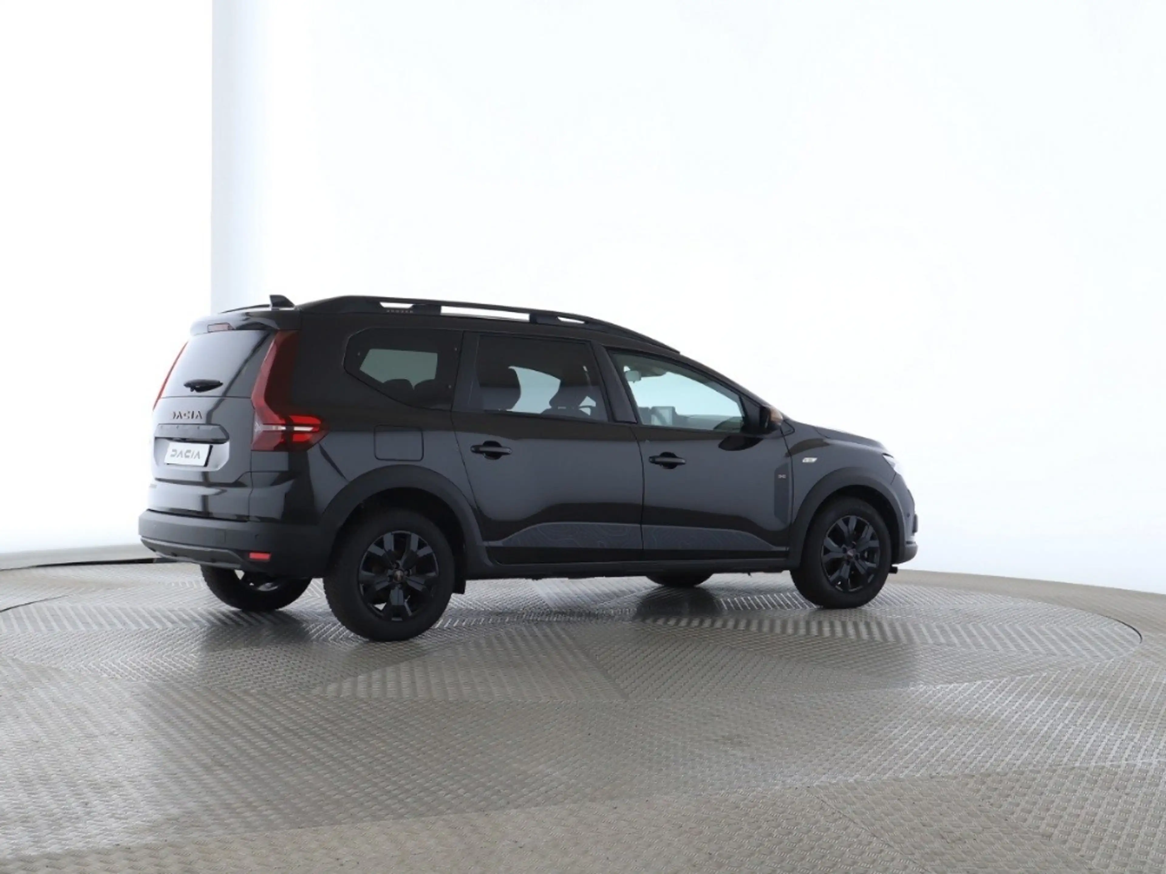 Dacia Jogger EXTREME TCe 110 RENEW Extreme 7-SITZER+NAVI+LED — photo 7