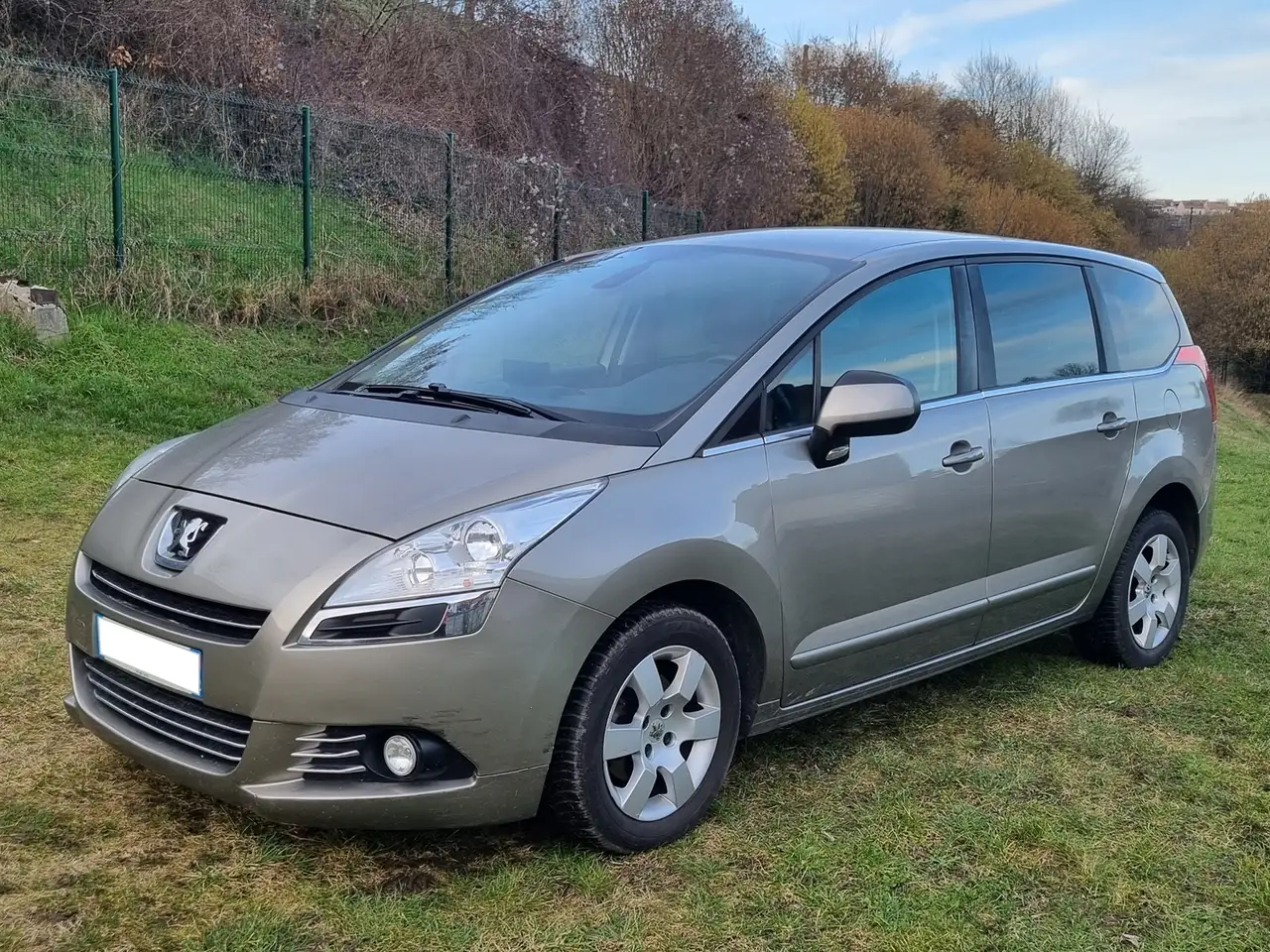 Peugeot 5008 1.6 HDI 115 FAP BUSINESS PACK