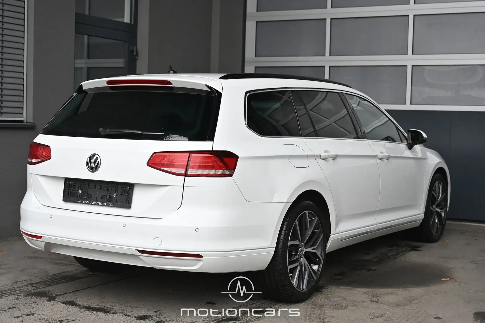 Volkswagen Passat Variant Comfortline Pickerl NEU Weiß - 2