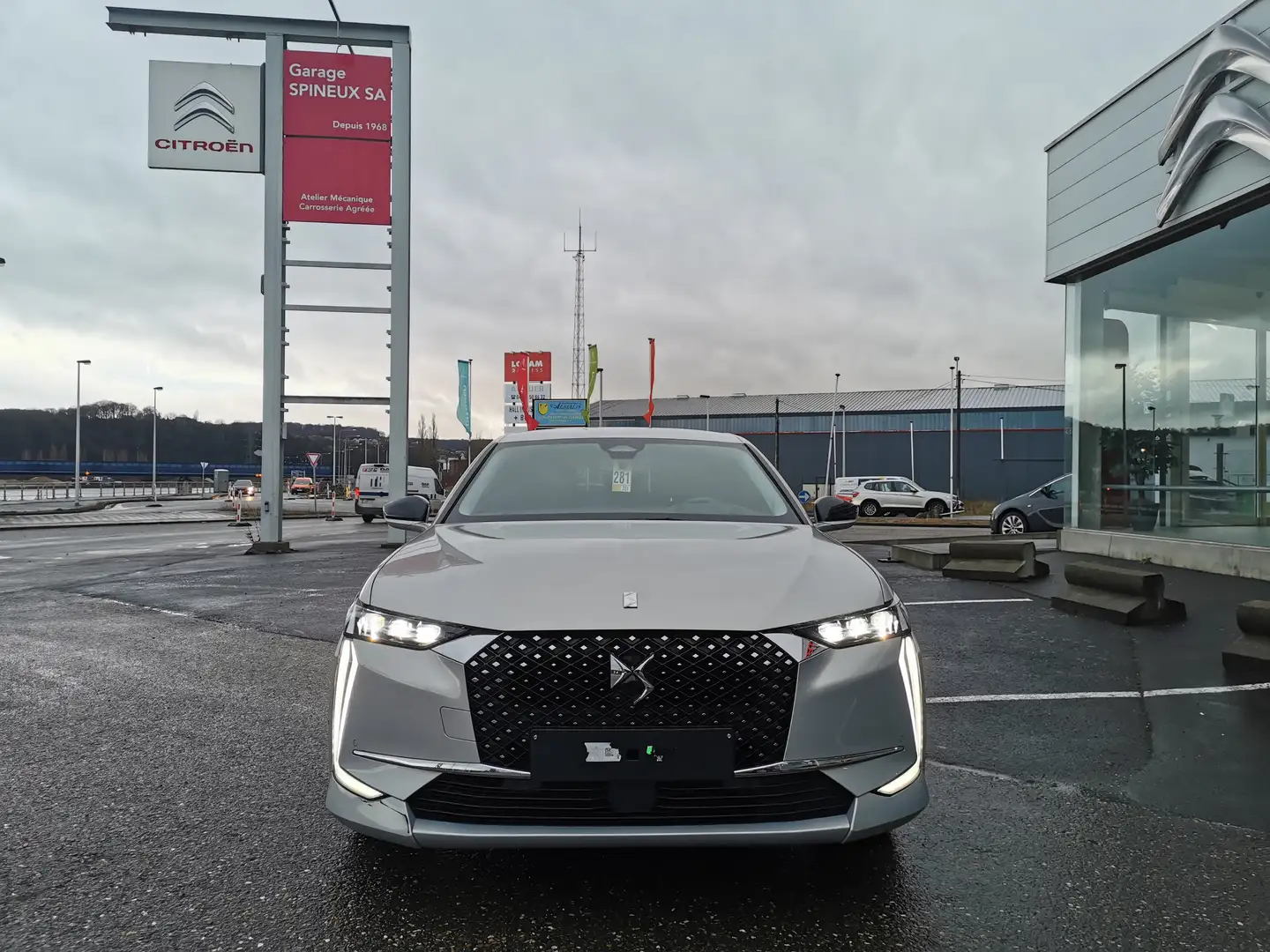 DS Automobiles DS 4 1.5 BlueHDi Rivoli Grijs - 2