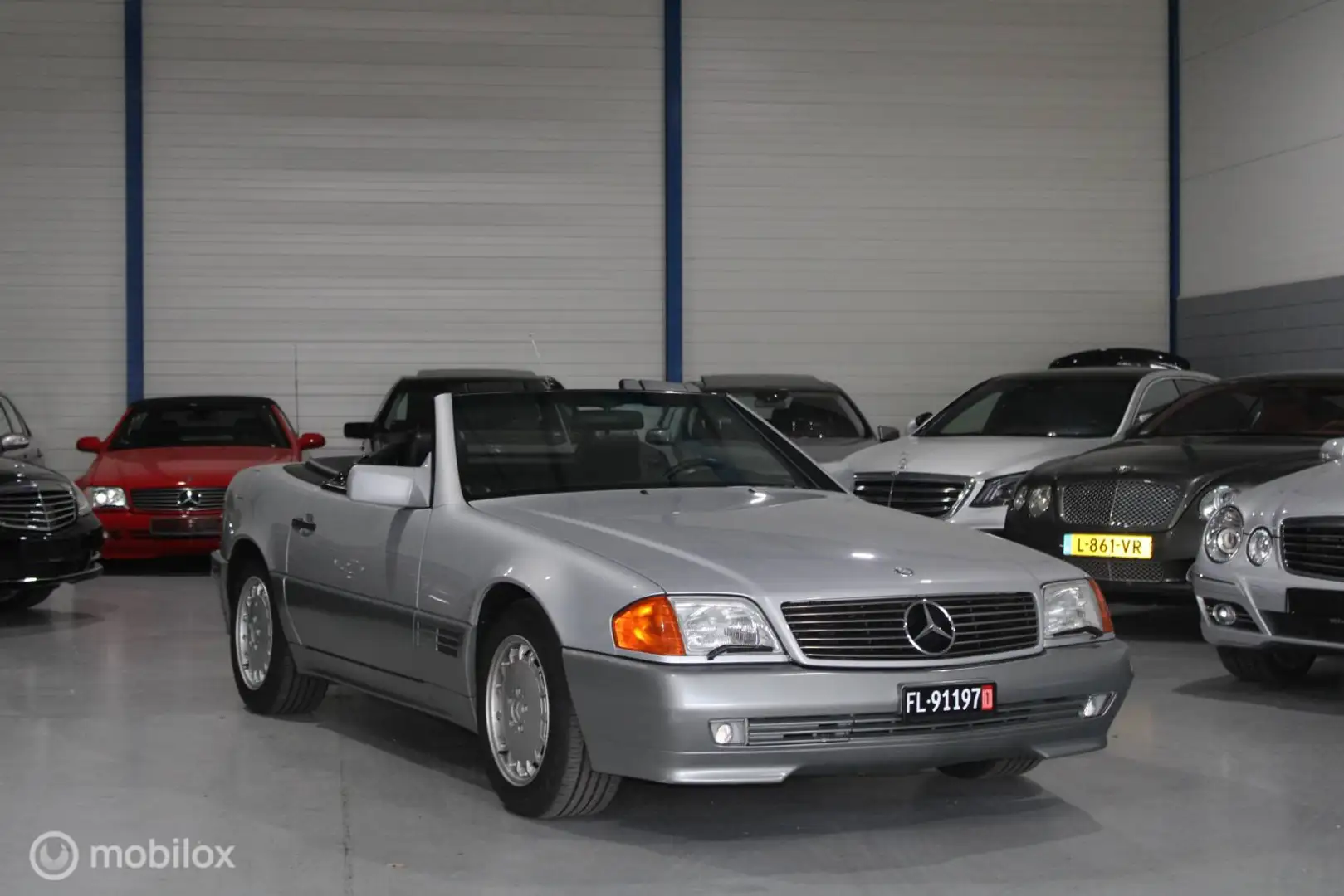 Mercedes-Benz SL 300 SL-24 Argent - 1