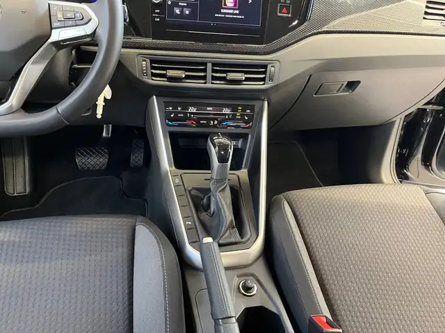 Volkswagen Polo view 9