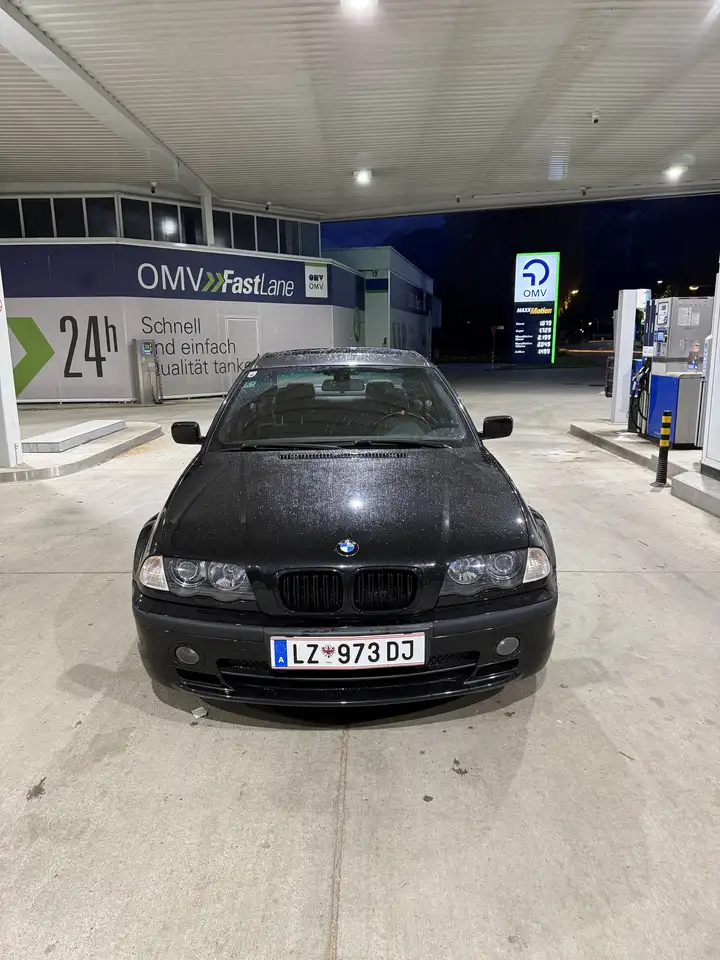 BMW 3 Series 330 2001