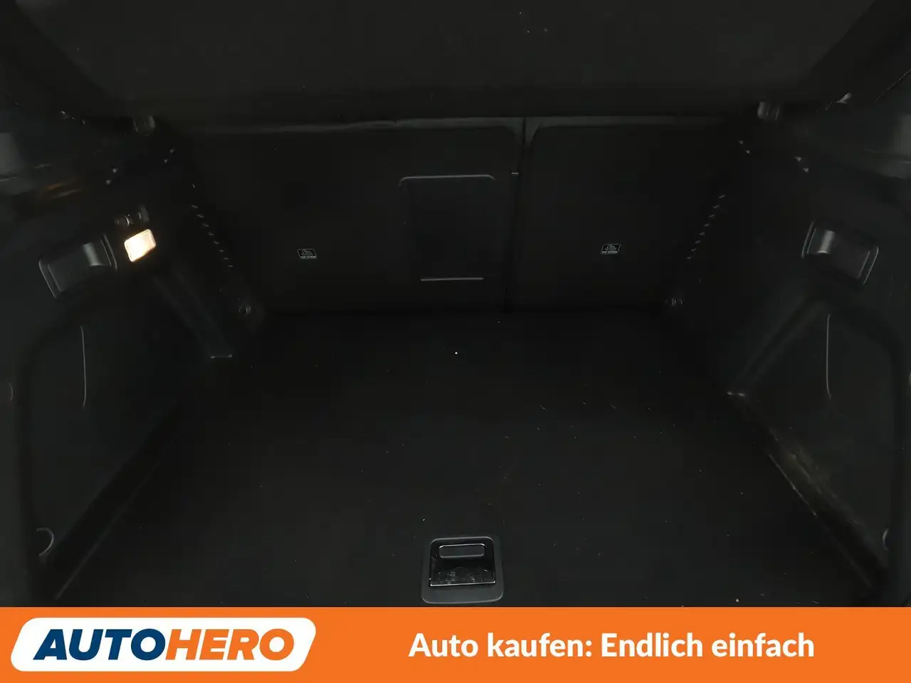 Peugeot 3008 1.6 Hybrid 225 GT Aut.*NAV*ACC*CAM*PDC*AHK*ALU* 17