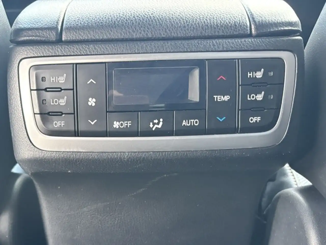 Toyota Highlander снимка Toyota Highlander
