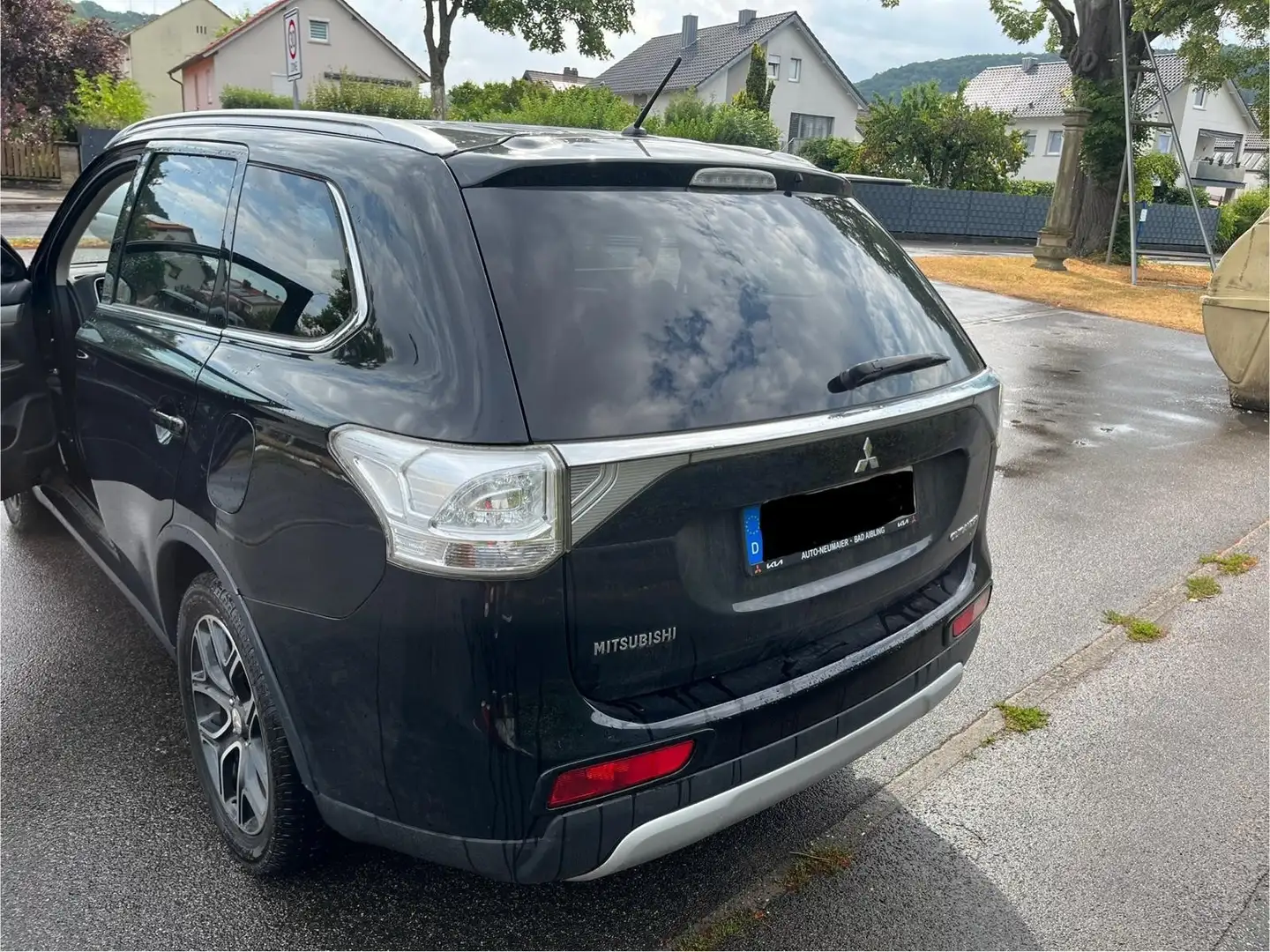 Mitsubishi Outlander Style+ Intense 4WD - 2