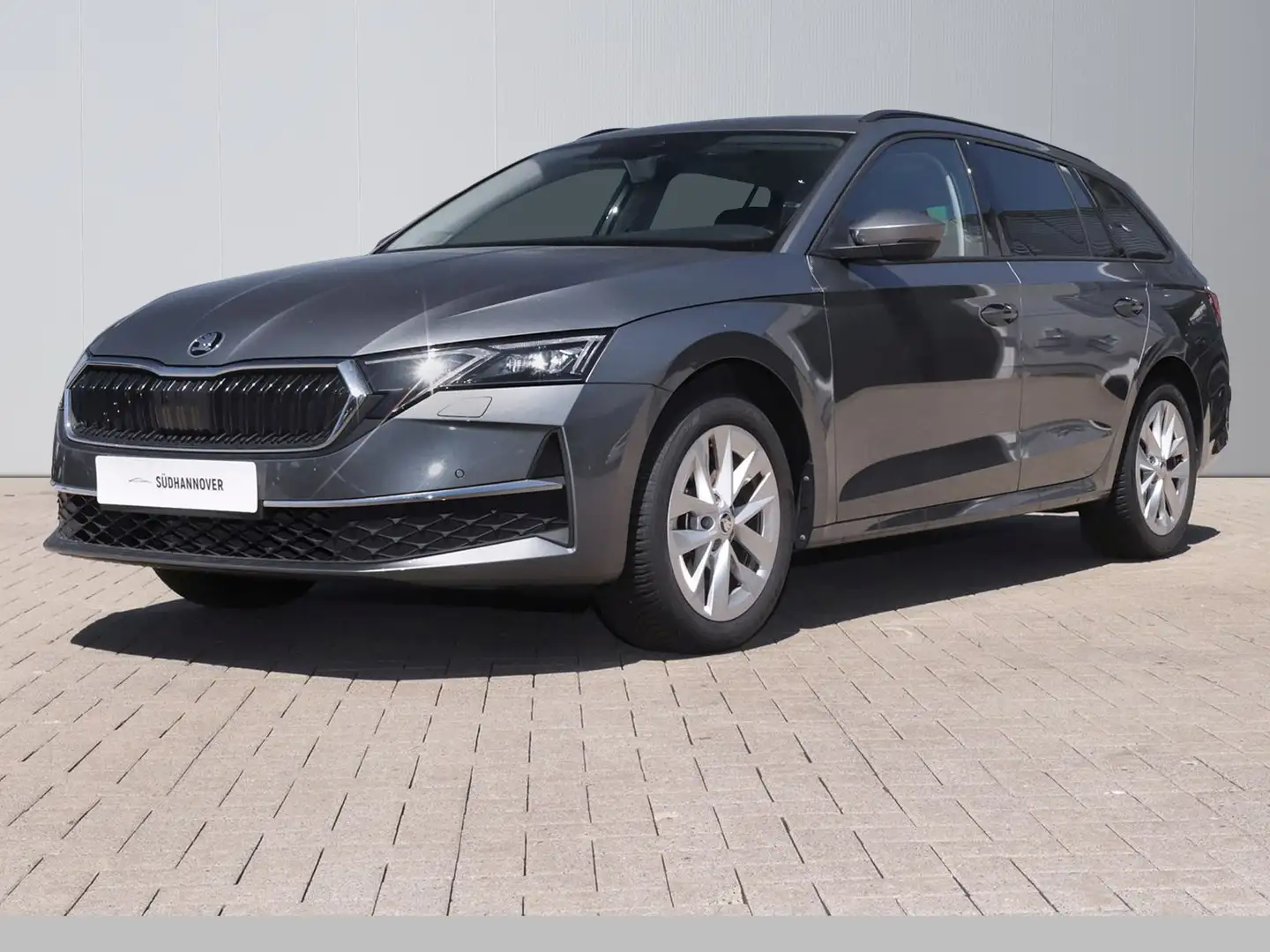 Skoda Octavia Combi Selection 1.5 e-TSI DSG AHK+PANO Grau - 1