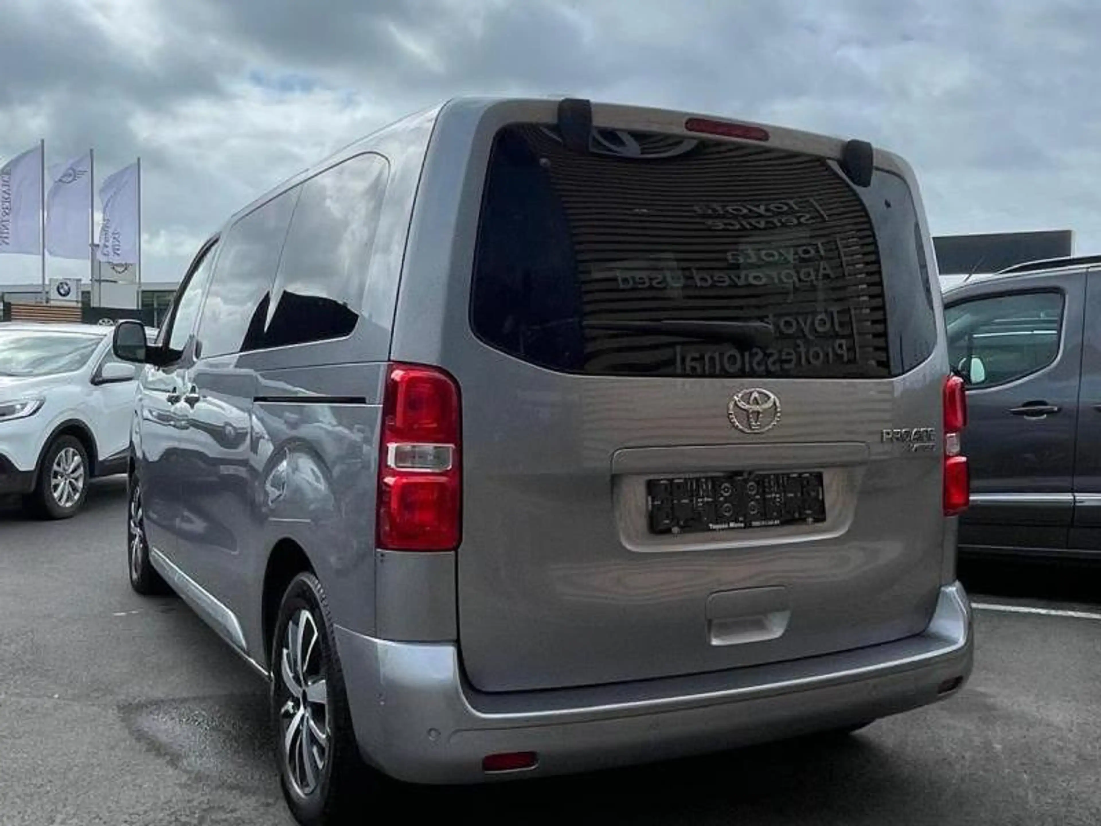Toyota Verso Family 8pl — photo 11
