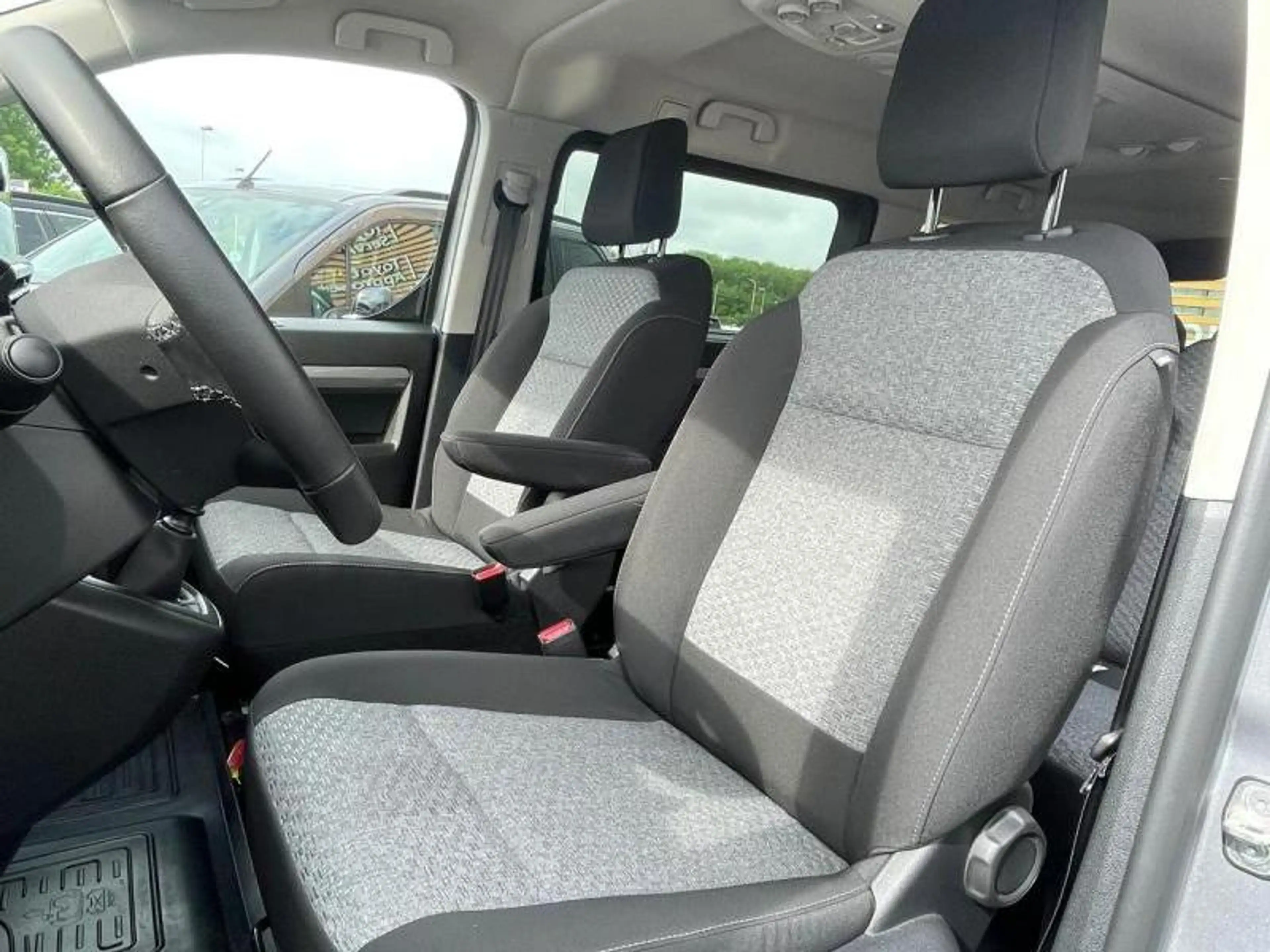 Toyota Verso Family 8pl — photo 4