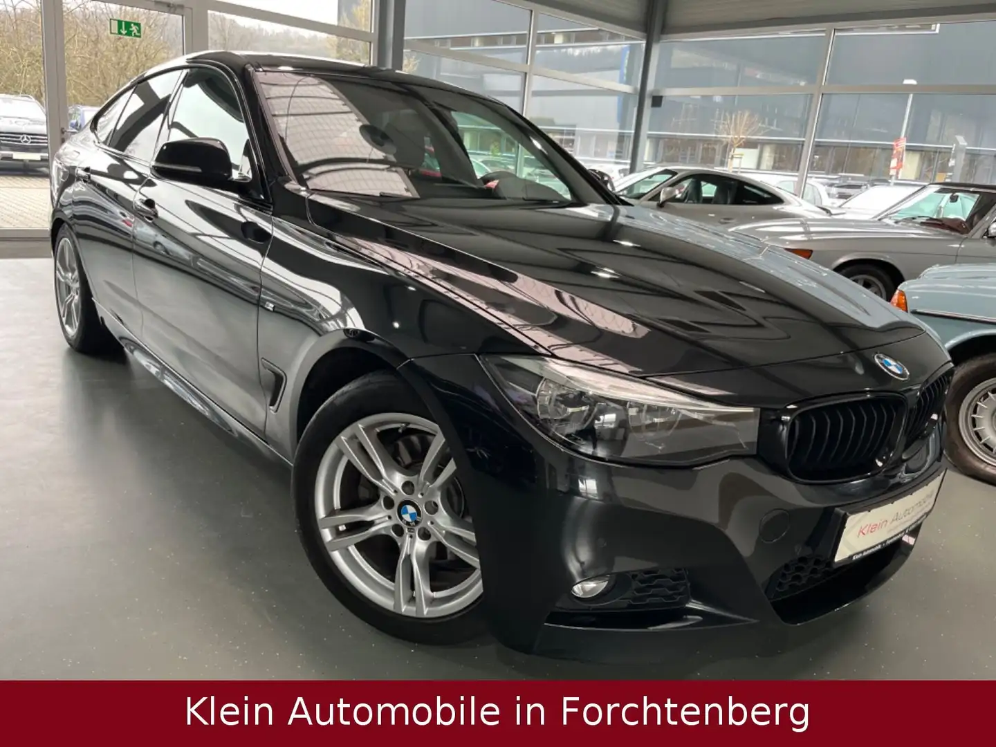 BMW 330 330d GT xDrive M Sportpaket Navi Pano Kamera HUD Noir - 1