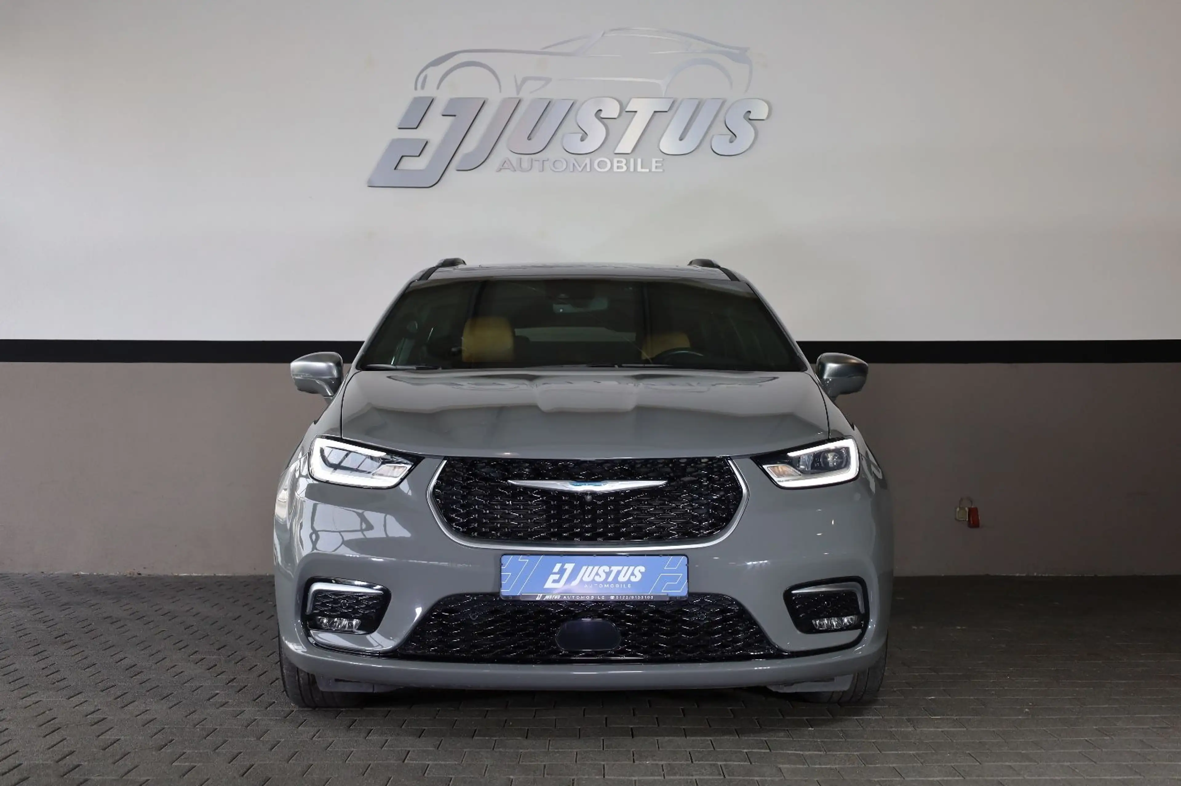Chrysler Pacifica 3.6 Hybrid Pinnacle/360*/H&K/ACC/TTW/R18 — photo 2
