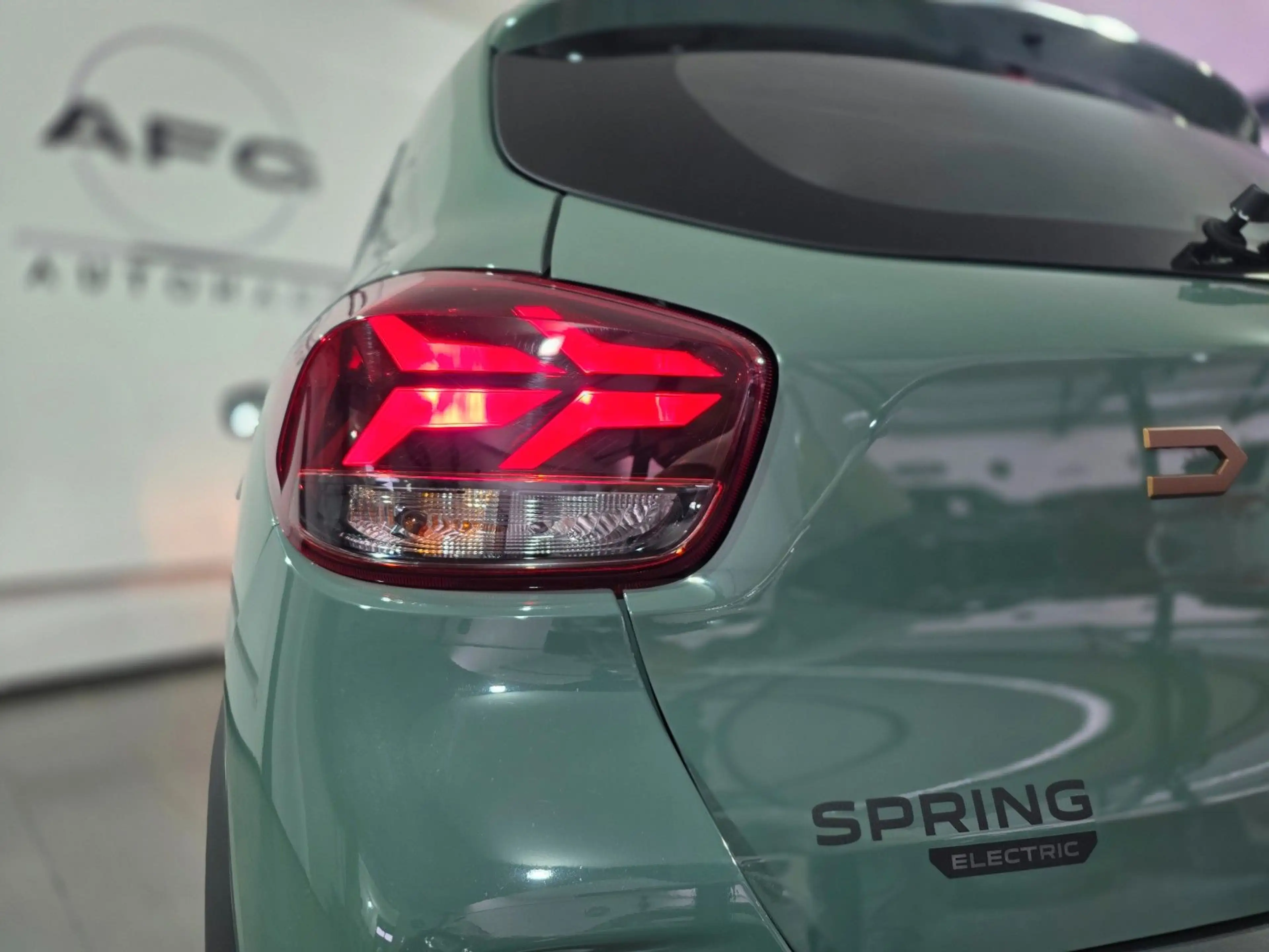 Dacia Spring Electric Extreme — photo 11