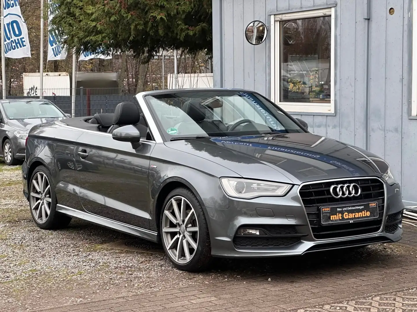 Audi A3 Cabriolet 1.4 TFSI ultra S line S- Tronic Grijs - 1