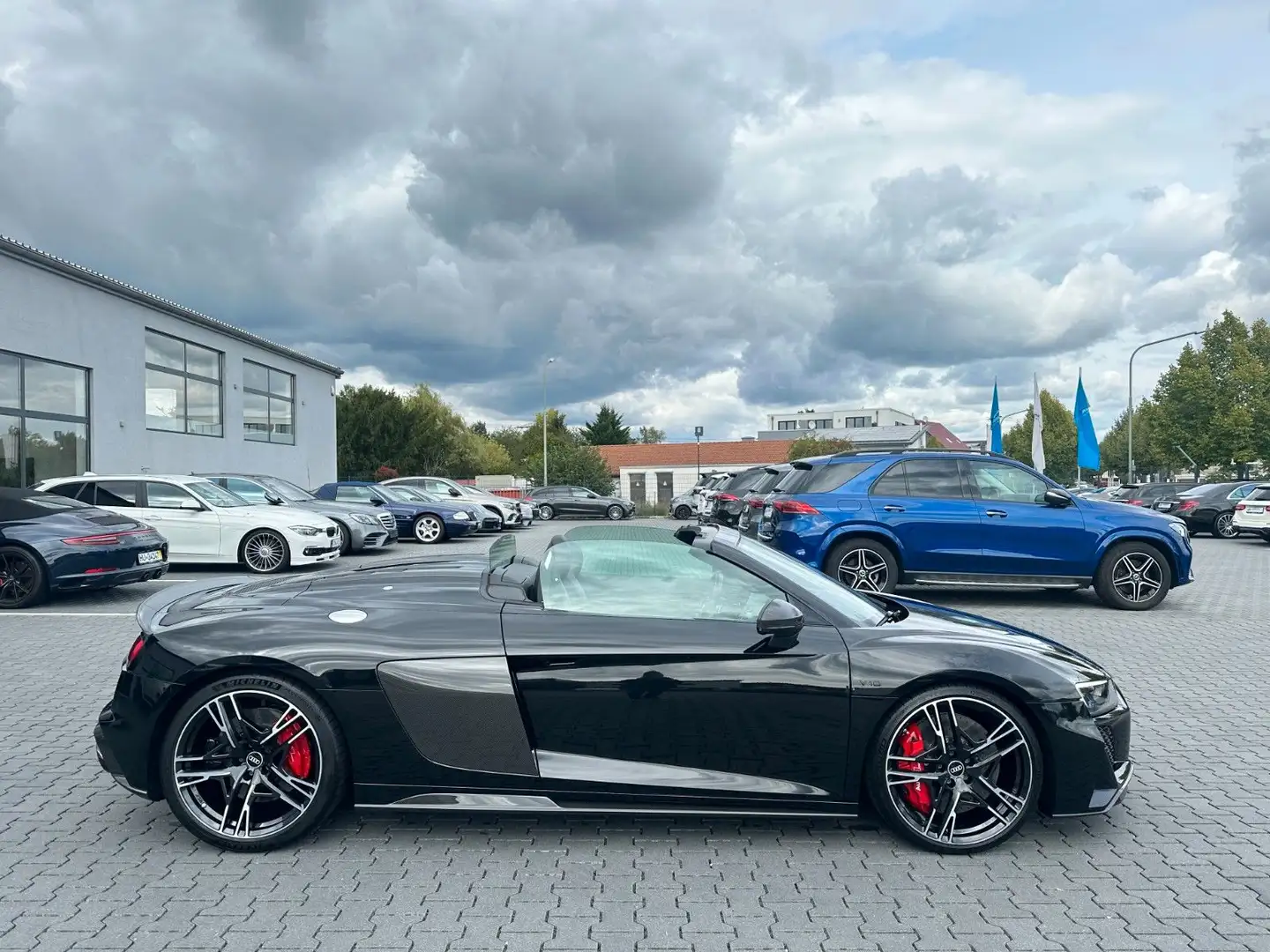 Audi R8 Spyder V10 Performa*Keramik*Laser*B&O*Virual* Schwarz - 1