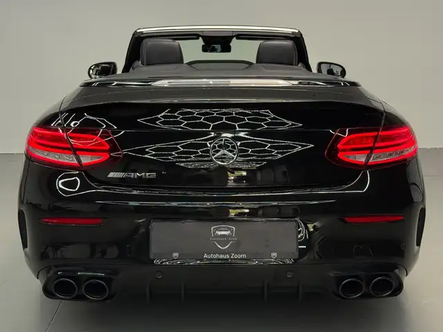 Mercedes-Benz C-Class view 19