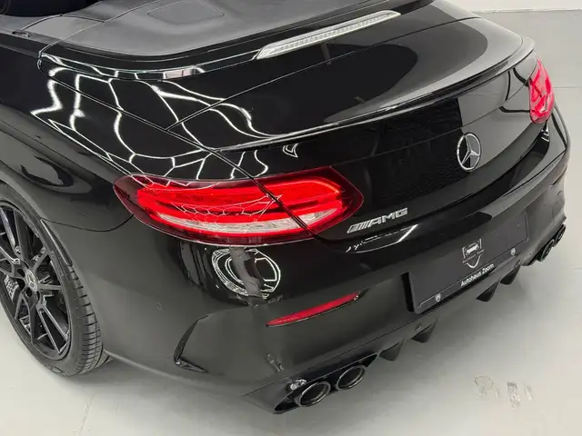 Mercedes-Benz C-Class view 17
