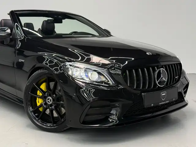 Mercedes-Benz C-Class view 28