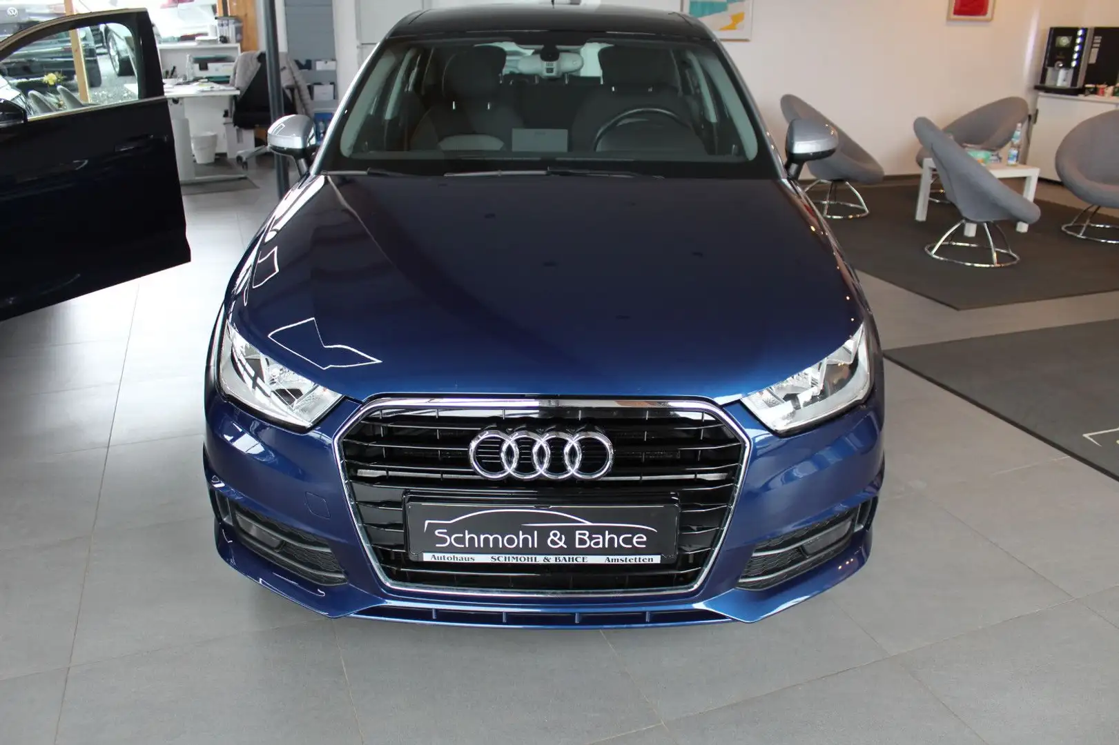 Audi A1 Sportback 1.4 TFSI S tronic S line sport Blau - 2