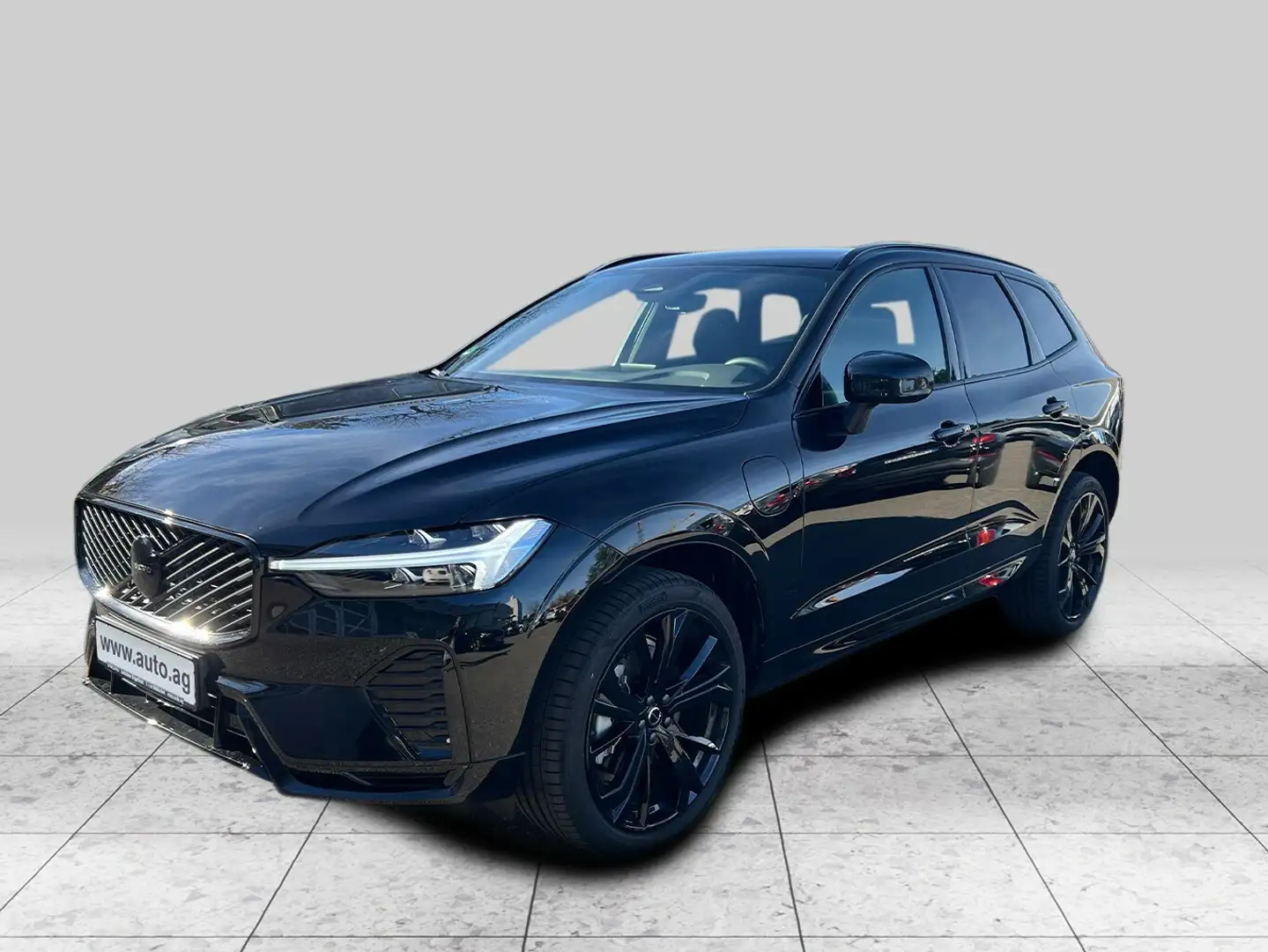 Volvo XC60 T6 BLACK MIDSOMMAR 539 EURO Schwarz - 2