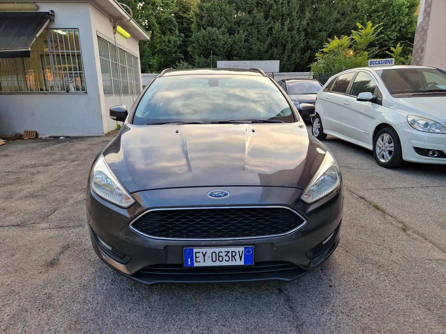 Ford Focus SW 1.5 tdci Plus s&s 120cv *E6B* Grigio - 2