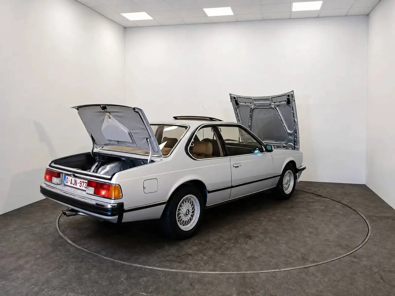 BMW 635 CSi met dogleg 5 bak, foto 5