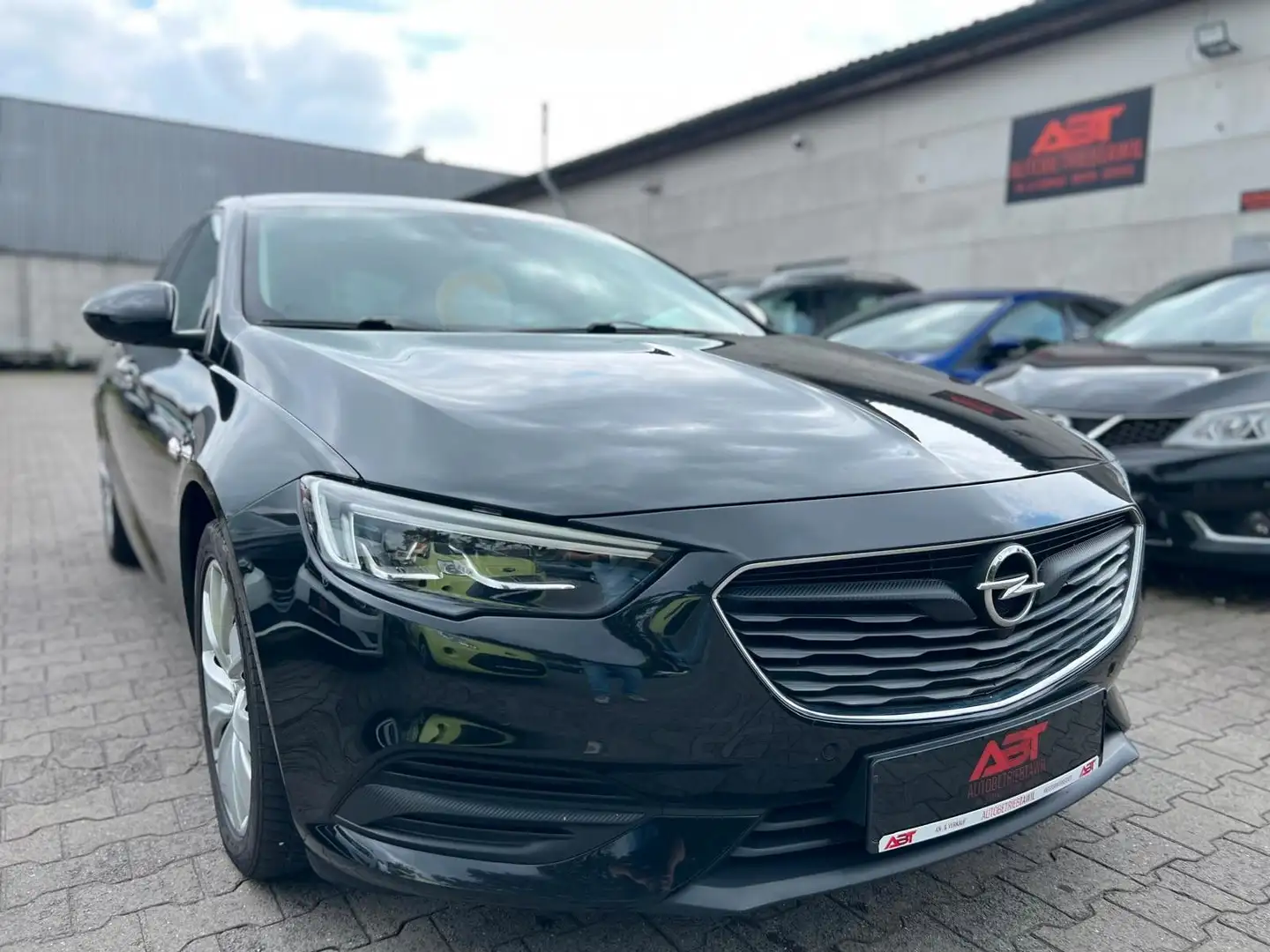 Opel Insignia B 2.0 Innovation, Navi, PDC, LED, 2Hand Schwarz - 1