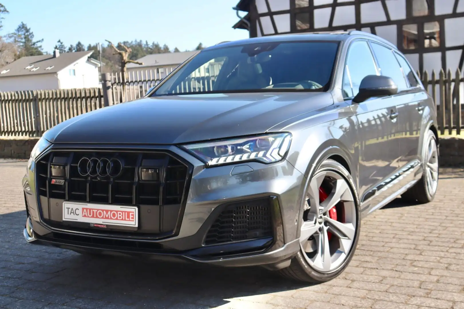Audi SQ7 4.0TFSI QU B&O-ADV RS-SITZ LASER PANO 7SITZ Šedá - 1