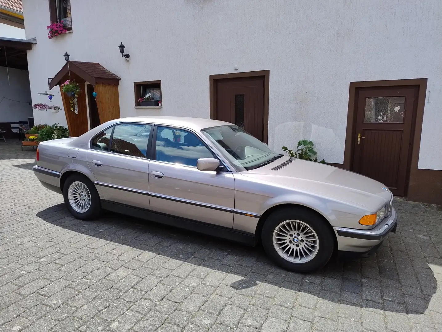 BMW 735 Gris - 1