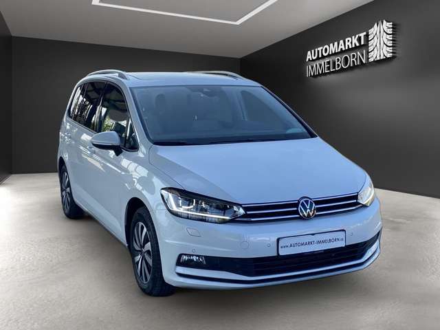 Imagine Volkswagen Touran Comfortline 7Sitz*STHZG*AHK*Kamera*Pano