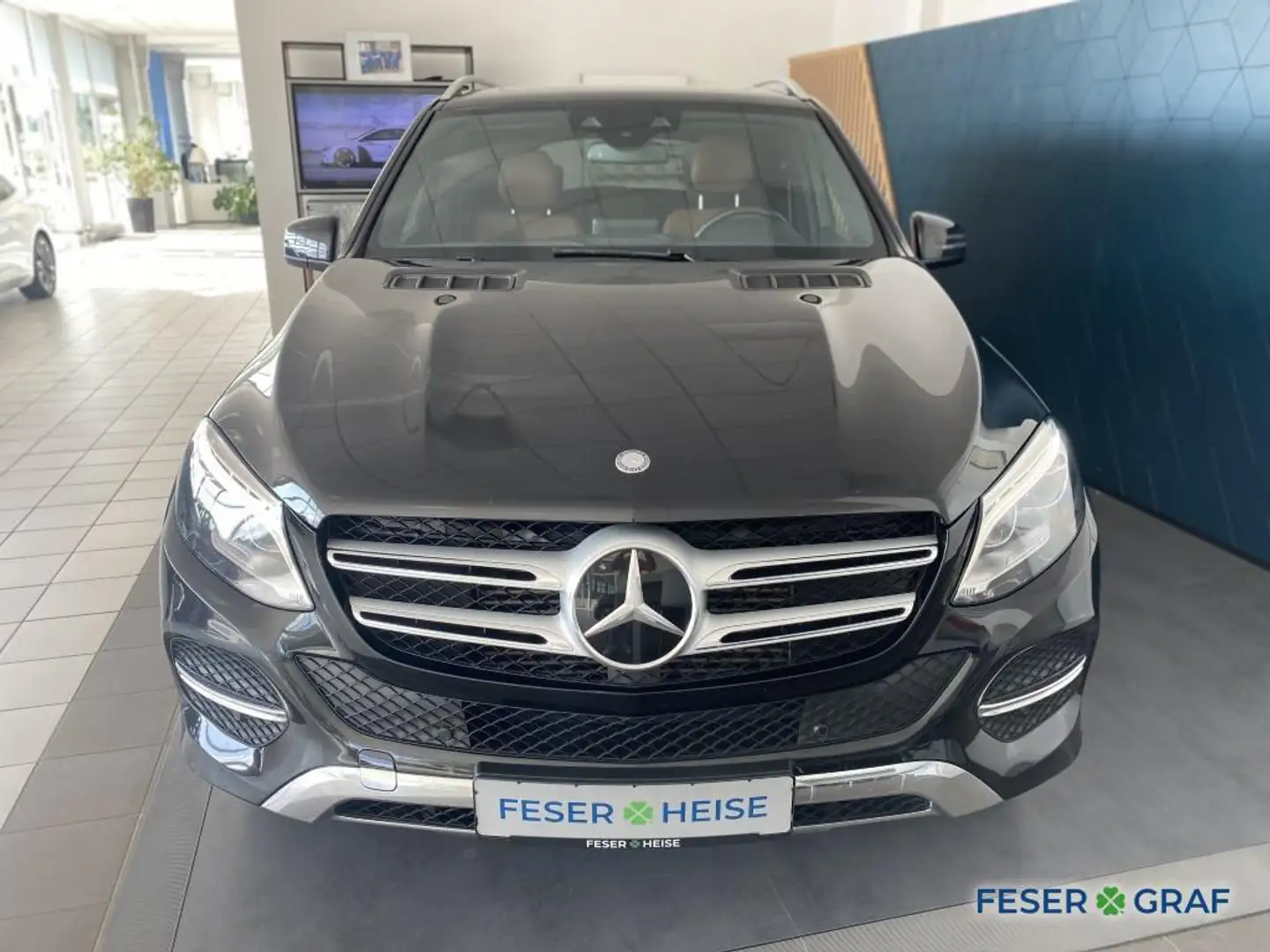 Mercedes-Benz GLE 350 d 4Matic AHK*Navi*Distronic*Standhzg*LED*SD Schwarz - 2