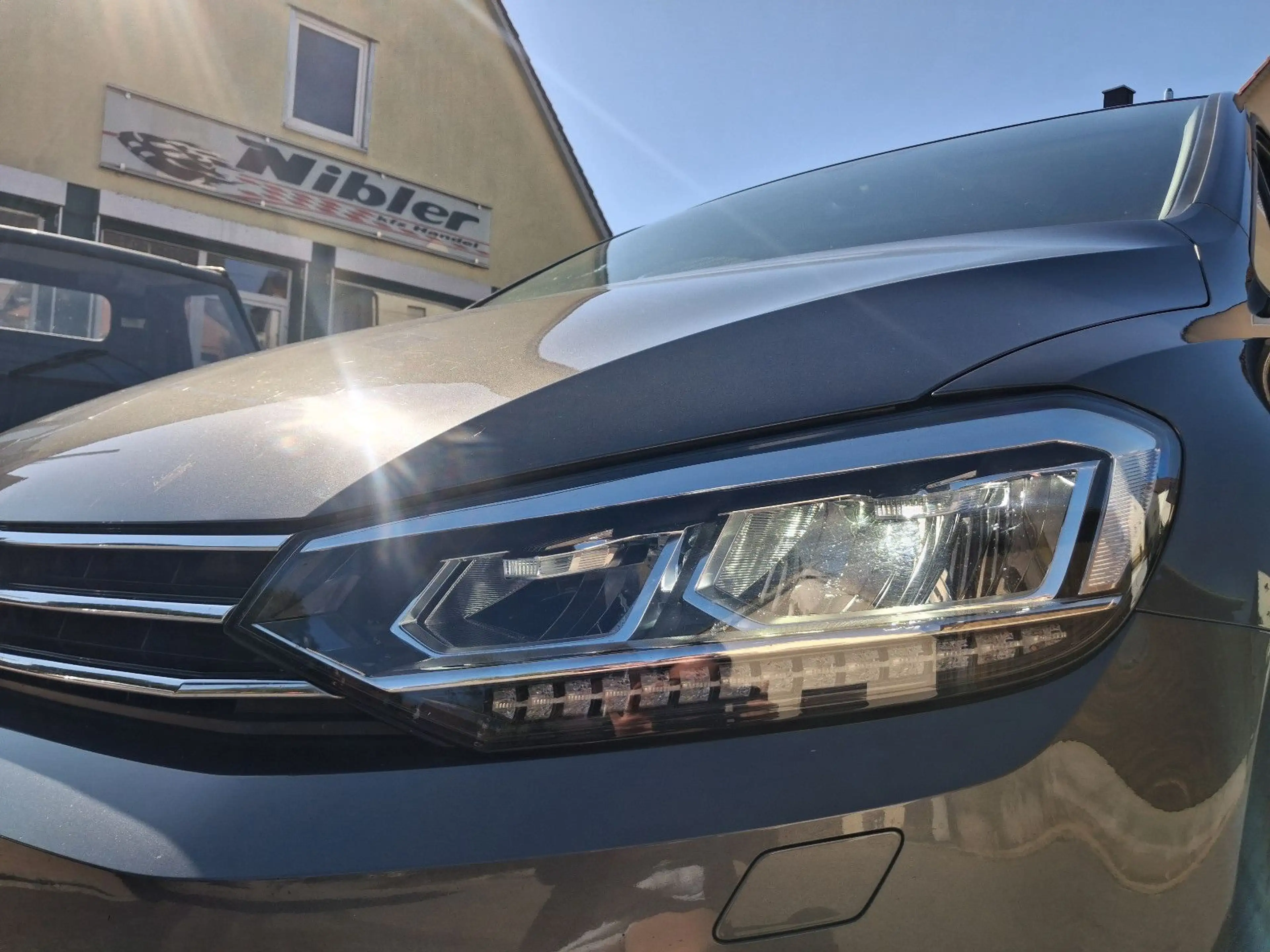 Volkswagen Touran 2.0 TDI BMT 7-SITZE+NAVI+KAMERA+ACC — photo 30