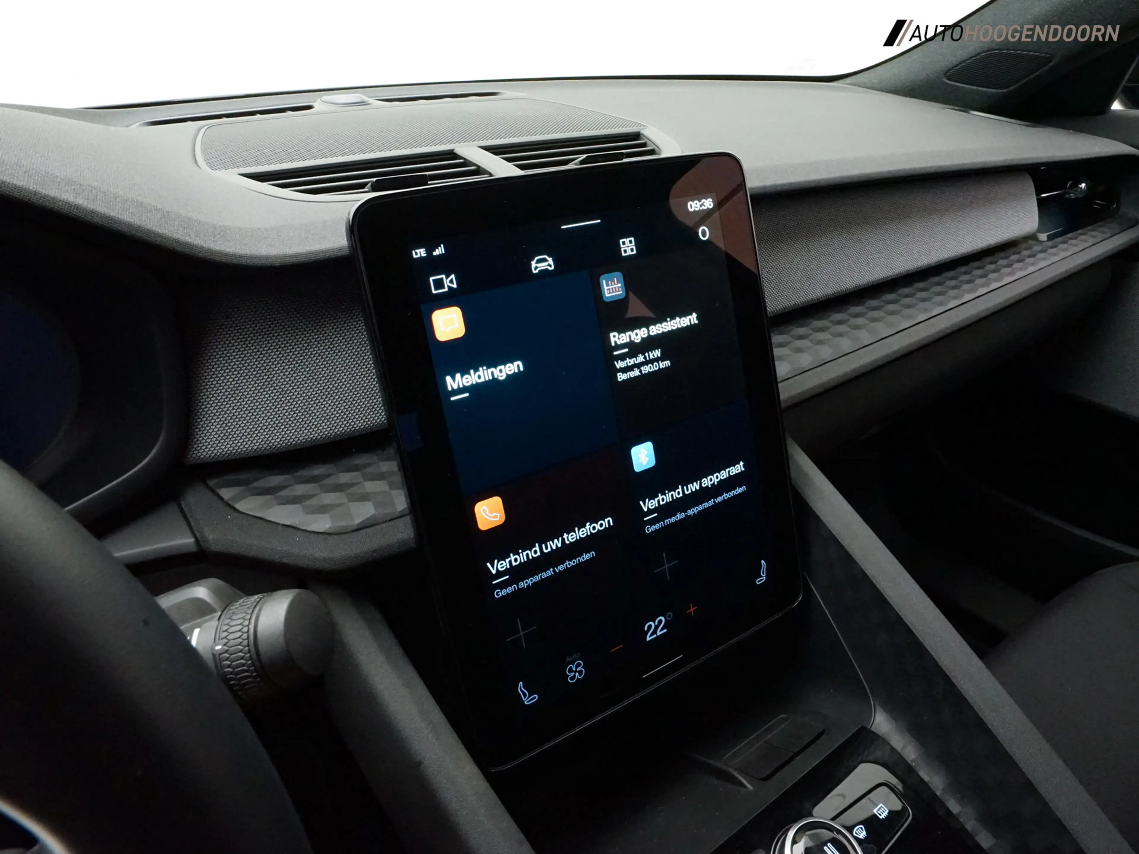 Polestar 2 Standard Range Single Motor 63kWh (APPLE CARPLAY,L — photo 19
