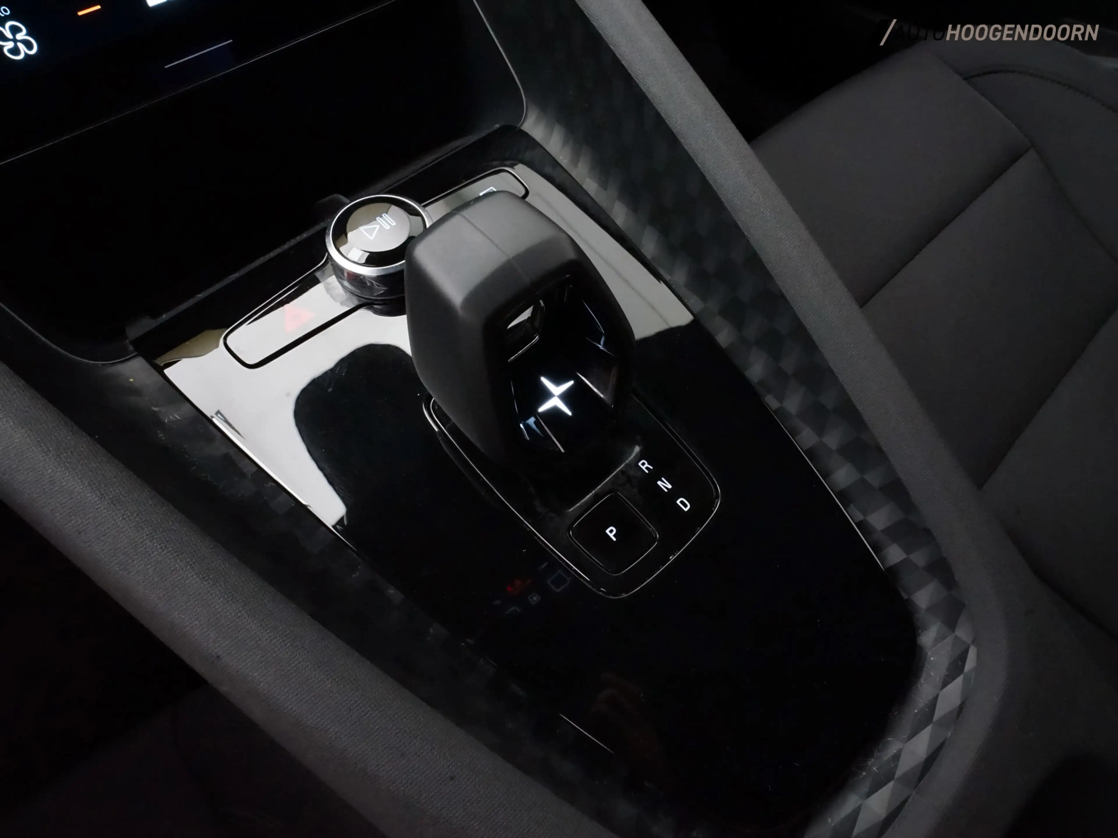 Polestar 2 Standard Range Single Motor 63kWh (APPLE CARPLAY,L — photo 22