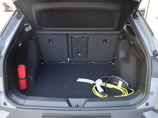 Volkswagen Id.4 view 12