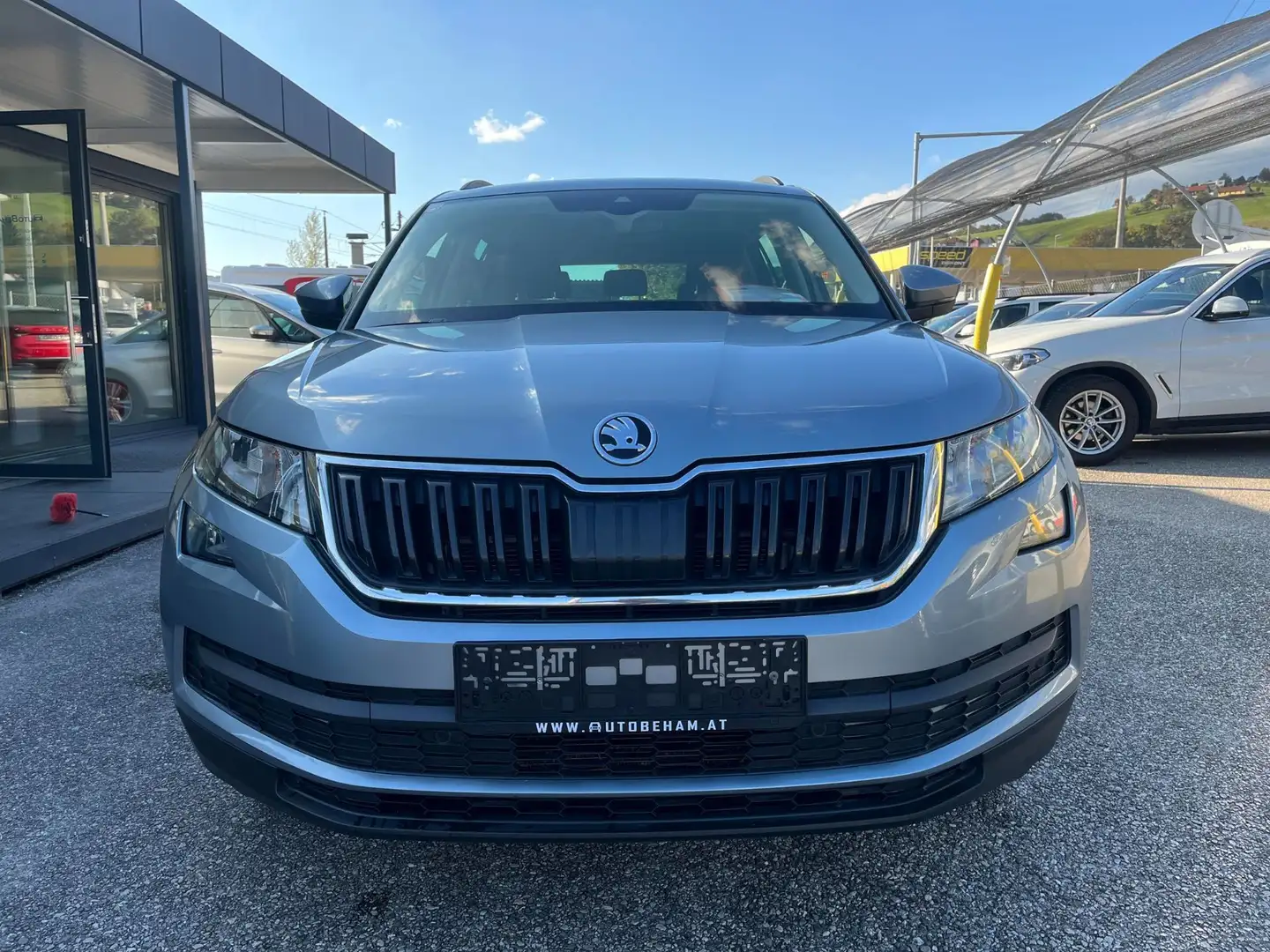 Skoda Kodiaq 2,0 TDI SCR 4x4 Ambition Limited AHK-Kamera Grau - 2
