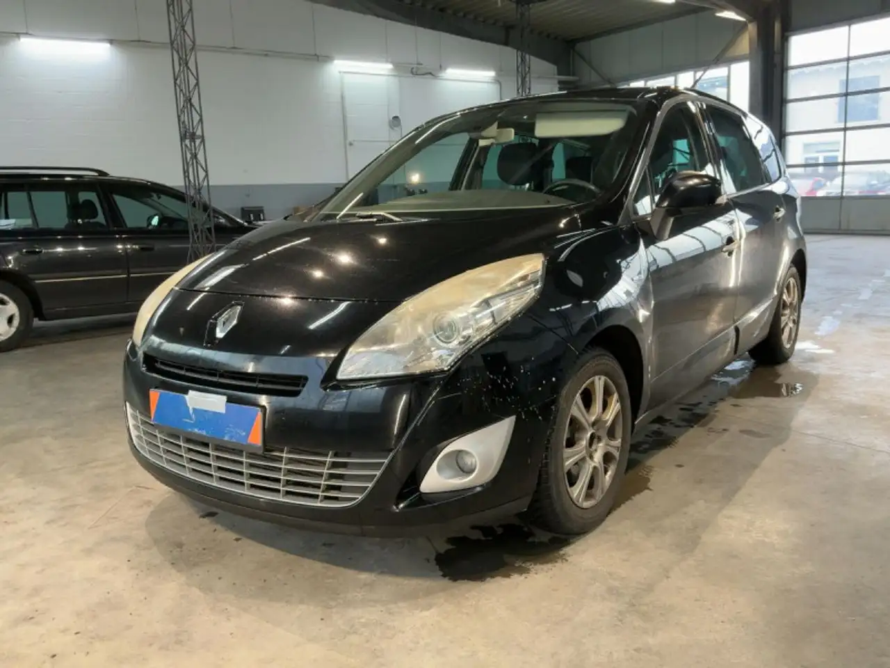 Renault Grand Scenic 1.9 DCI 130CH FAP BOSE EURO5 5 PLACES